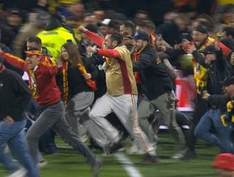 Der RC Lens darf vom ersten Pokalsieg der Vereinsgeschichte träumen. Die Mannschaft aus Nordfrankreich setzte sich im Halbfinale des Coupe de France gegen Ligarivale FC Toulouse durch.