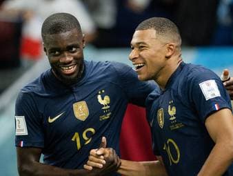 Kylian Mbappé singt auf Frankreichs Pressekonferenz vor dem Duell mit der Ukraine ein Loblied auf Dayot Upamecano. Doch der Real-Star stellt auch klar: Es gibt bessere Vereine als den FC Bayern. 