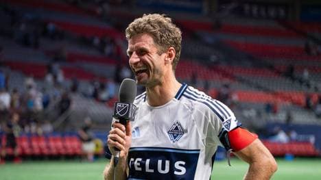 Thomas Müller stattete der NBA-Preseason einen Besuch ab