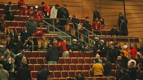 Bei einem Hallenturnier in Saarbrücken kam es zu Ausschreitungen