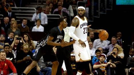 Minnesota Timberwolves v Cleveland Cavaliers