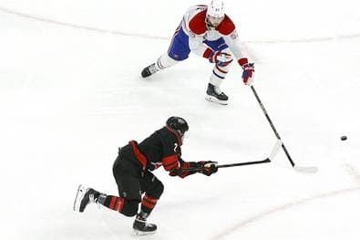 Hurricanes gleichen Serie aus