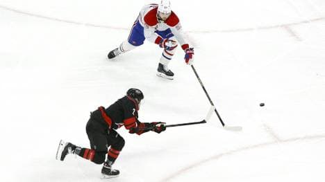 Nikolaj Ehlers (l.) trifft in der Verlängerung