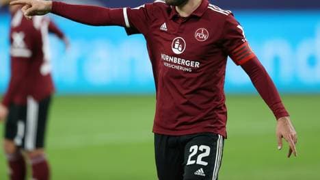 Valentini zog sich eine Risswunde am Knie zu