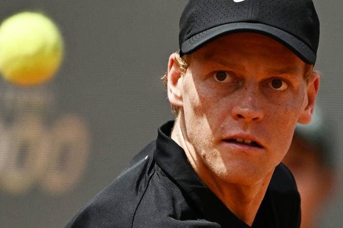 Sinner knackt Djokovics Allzeitrekord