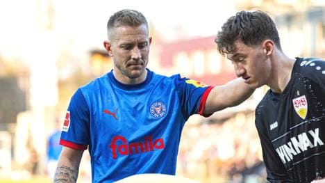 Lewis Holtby geht in Kiel von Bord