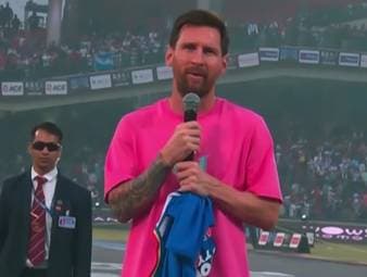 Drei Tage lang versetzte Lionel Messi Indien in den Ausnahmezustand. Zum Abschluss seiner Reise bedankte sich der Superstar für die "verrückte" Liebe und kündigte an, für ein Match zurückzukehren.