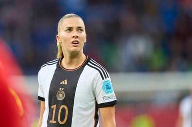 Voss-Tecklenburg-Aus? "Ein bisschen Last abgefallen"