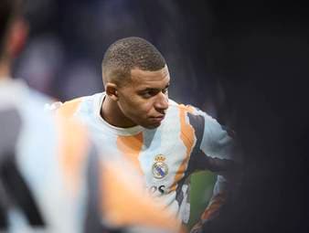 Mbappé gibt weiter Rätsel auf