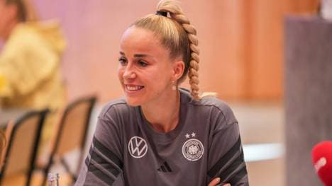 Giulia Gwinn beim "Media Day" in Herzogenaurach