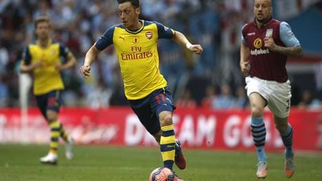 FBL-ENG-FACUP-ASTON VILLA-ARSENAL