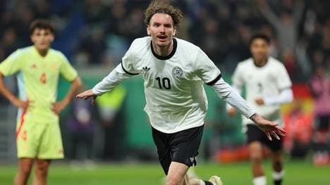 Nick Woltemade hat für die deutsche U21 gegen Spanien dreimal getroffen