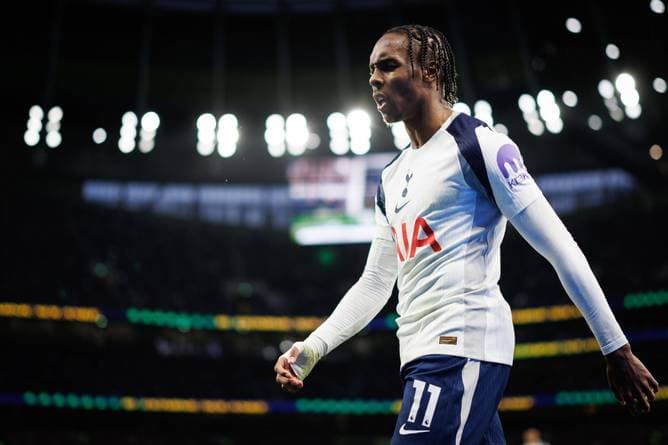 Blitzwechsel? Ehemaliges Bayern-Wunderkind stagniert