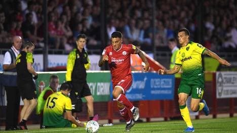 Philip Heise (r.) wird von Norwich City an den 1. FC Nürnberg ausgeliehen