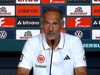 Mit 0:7 ging das Testspiel von Eintracht Frankfurt gegen den FC Brentford deutlich verloren. Nun äußerte sich SGE-Trainer Adi Hütter zu der Testspiel-Klatsche.