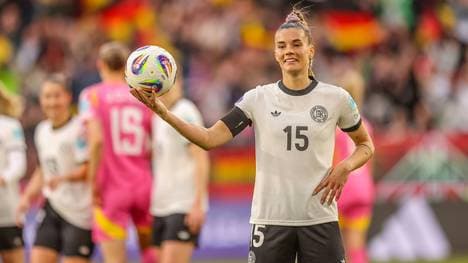 Cerci erzielt gegen Schottland einen Hattrick