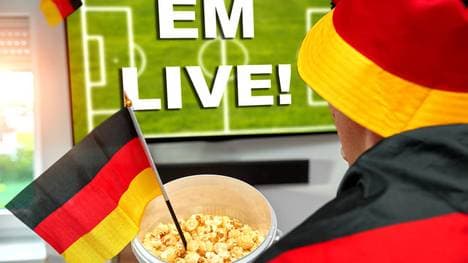 Die Fußball-EM kann der Fan auf vielen unterschiedlichen Plattformen verfolgen