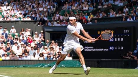 Taylor Fritz fühlt sich aktuell auf dem Rasen von Wimbledon pudelwohl! 