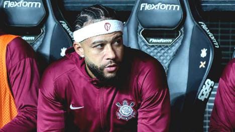 Memphis Depay zeigt sich empört