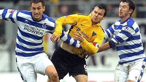 Benjamin Auer (M.) spielte zuletzt für Alemannia Aachen