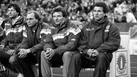 Egon Coordes (M., an der Seite von Hans-Wilhelm Müller-Wohlfahrt, Uli Hoeneß und Jupp Heynckes im Jahr 1991) ist tot