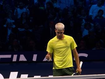 Carlos Alcaraz trifft im letzten Gruppenspiel bei den ATP Finals in Turin auf den Lokalmatador Lorenzo Musetti.
