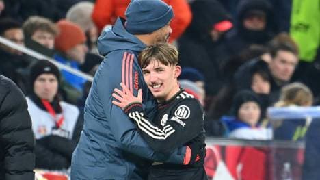 Alles gut: Trainer Vincent Kompany mit Karl in Salzburg