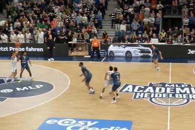 Steal in den letzten 10 Sekunden: Krimi bis zum Schluss