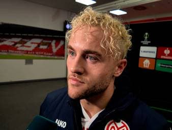 Benedict Hollerbach besorgte mit seinem Ausgleich einen wichtigen Treffer für Mainz. Damit platzte für den Stürmer selbst der Knoten nach einer Torflaute. Trotzdem hat der 24-Jährige große Fußstapfen zu füllen.