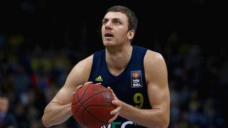 Elmedin Kikanovic von ALBA Berlin