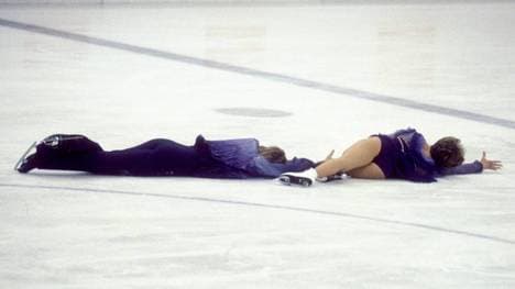 Christopher Dean und Jayne Torvill beim emotionalen Finale ihrer Bolero-Kür 1984