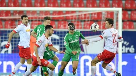 Jahn Regensburg hat eine bittere Heimniederlage kassiert