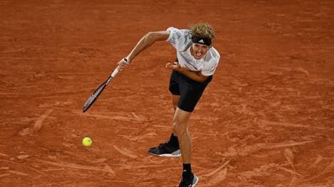 Alexander Zverev besiegte Marco Cecchinato in Paris