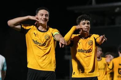 Auch ein hochgelobtes Juwel stößt zu den Profis