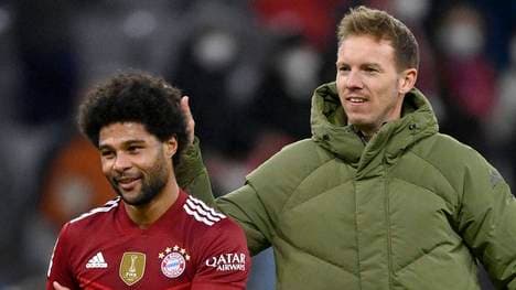 Serge Gnabry (l.) und Julian Nagelsmann kennen sich schon lange