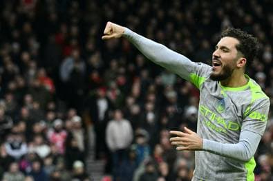 Cherki rettet City spät