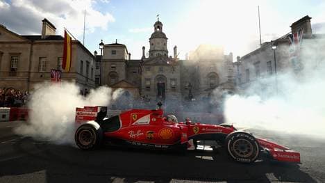 F1 Live In London Takes Over Trafalgar Square - Car Parade