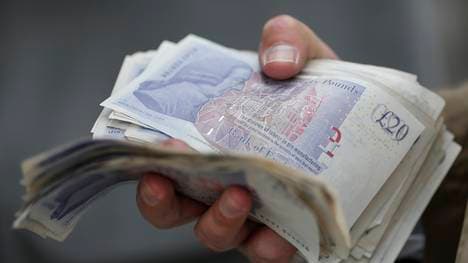 Die englischen Klubs haben einen neuen Transferrekord aufgestellt