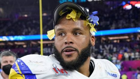Defensive Tackle Aaron Donald 