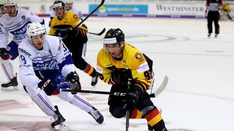 Frederik Tiffels (r.) machte bisher 15 Länderspiele