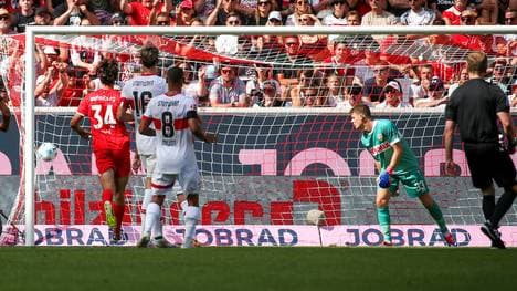 Lukas Kübler trifft für Freiburg zum Ausgleich gegen Stuttgart
