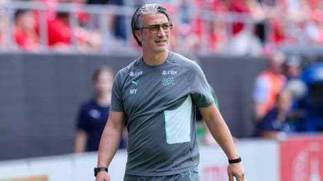 Der Schweizer Nationaltrainer Murat Yakin konnte mit dem Ergebnis der Nati aus dem ersten Gruppenspiel nicht zufrieden sein! 
