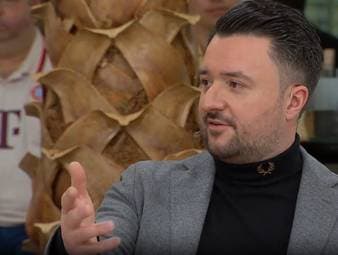 Der 1. FC Köln steckt im Abstiegskampf der Bundesliga. Der SPORT1-Doppelpass diskutiert unter anderem über Trainer Lukas Kwasniok.