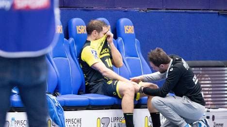 Michael Kraus sind die Schmerzen anzusehen