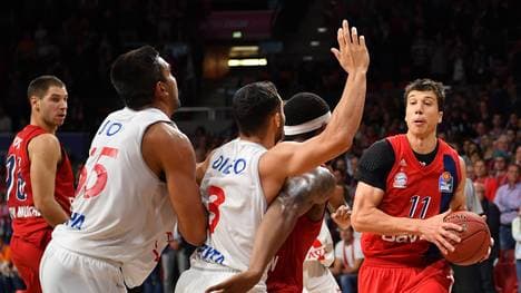 Basketball: Bayern München bindet Vladimir Lucic langfristig, Vladimir Lucic (r.) bleibt Bayern München erhalten