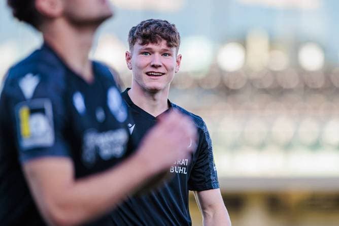 Bayern II macht Stürmer-Deal fix