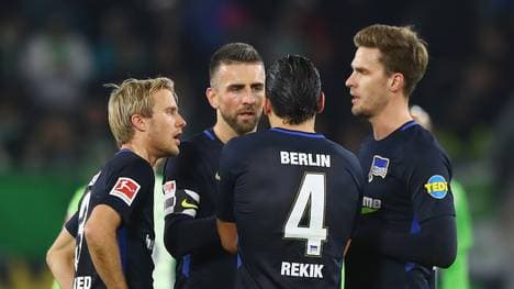 Vedad Ibisevic (2.v.l.) erzielte nach 21 Sekunden das schnellste Tor der laufenden Bundesligasaison