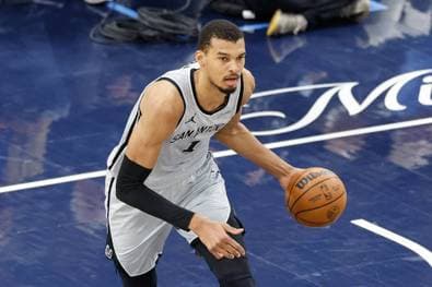 Historisch! Wemby wird einstimmig Verteidiger des Jahres