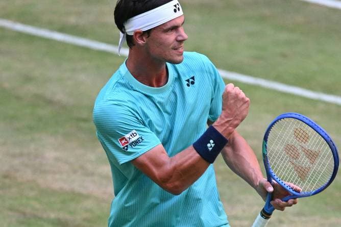 Altmaier in Eastbourne im Achtelfinale
