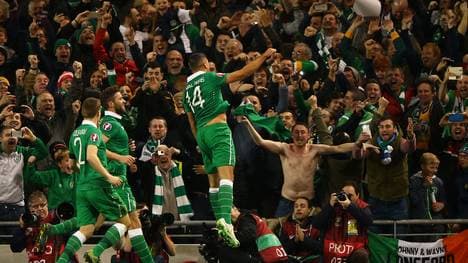 Republic of Ireland v Bosnia and Herzegovina - UEFA EURO 2016 Qualifier: Play-Off Second Leg